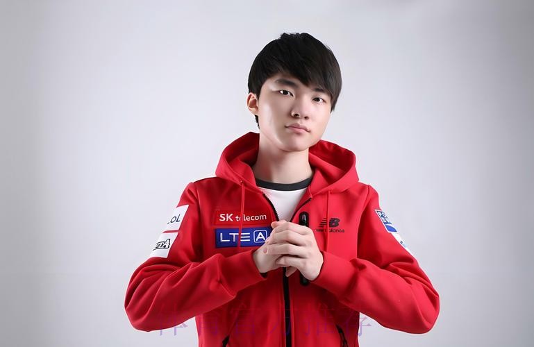 Faker：Peyz在调整打法，队伍也努力发挥其优势